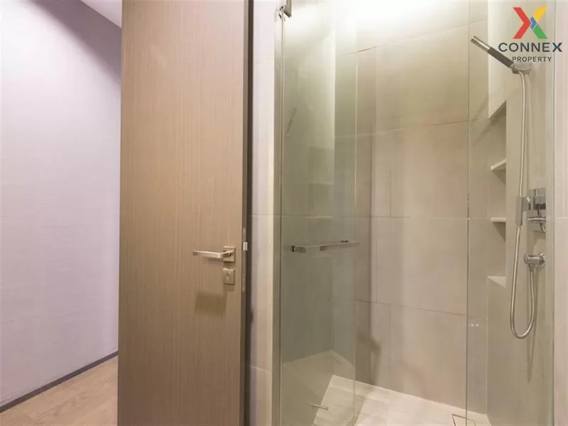 FOR RENT condo , The Diplomat Sathorn , high floor , BTS-Surasak 